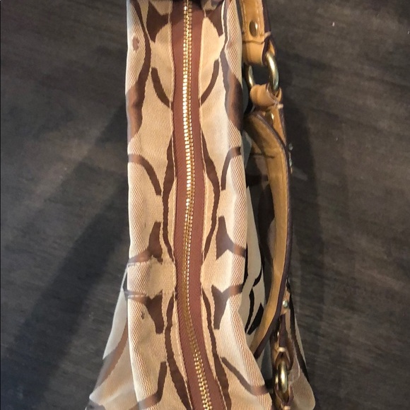 Coach Monogram Hobo - Picture 8 of 12